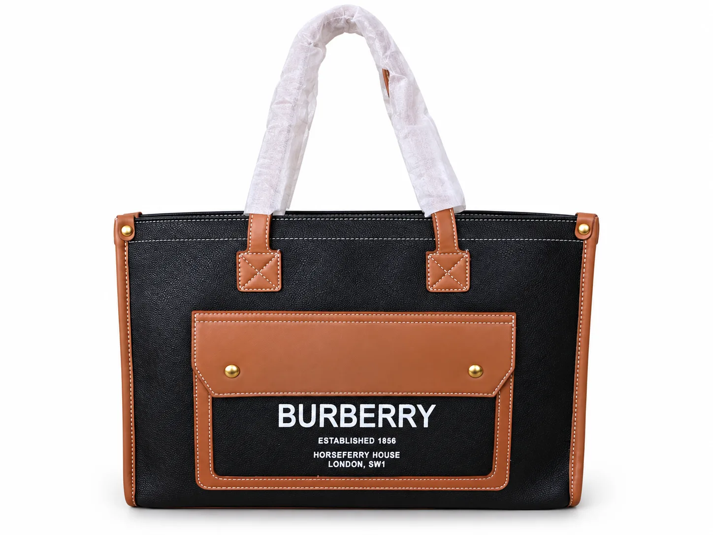 Swift luxe your bags by Burberry - handbag in Ghana